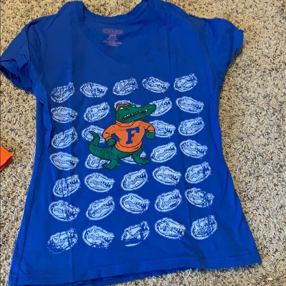 3 Florida Gator Tees Size L (fits like Med) - Picture 3 of 5
